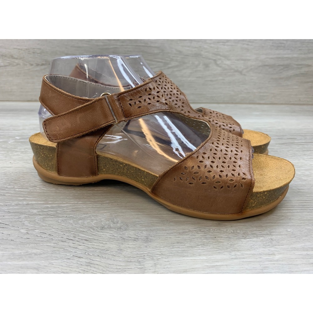 Propet Farrah Tan Leather Laser Cut Wedge Sandals Women's 9 W Comfort Shoes